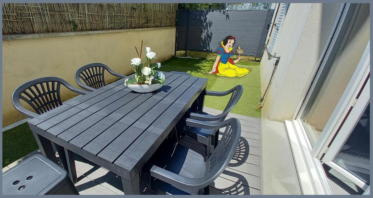 Appartement Avec Salle De Jeux Privee,10Min De Disney Transport En Commun 6 Couchages Chanteloup-en-Brie Exterior foto